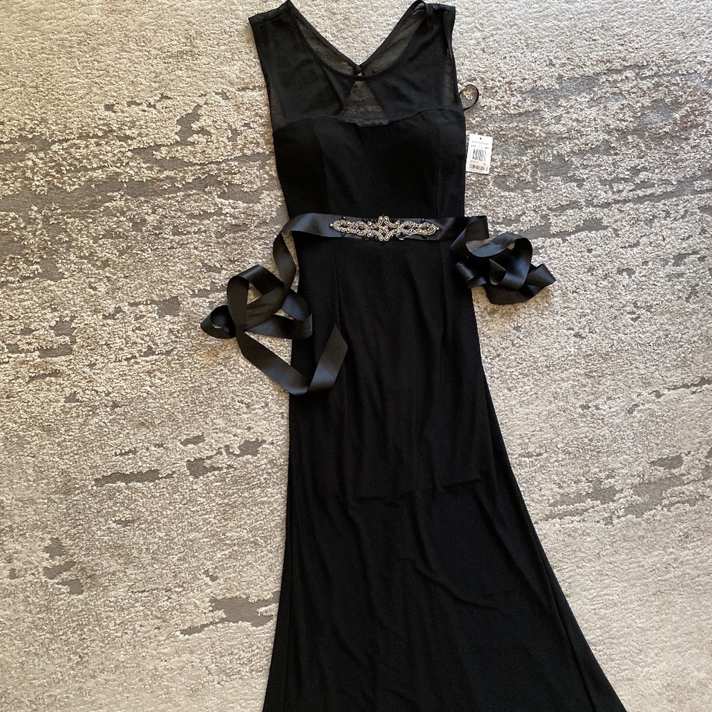 NEW Black Macy's Homecoming Gown